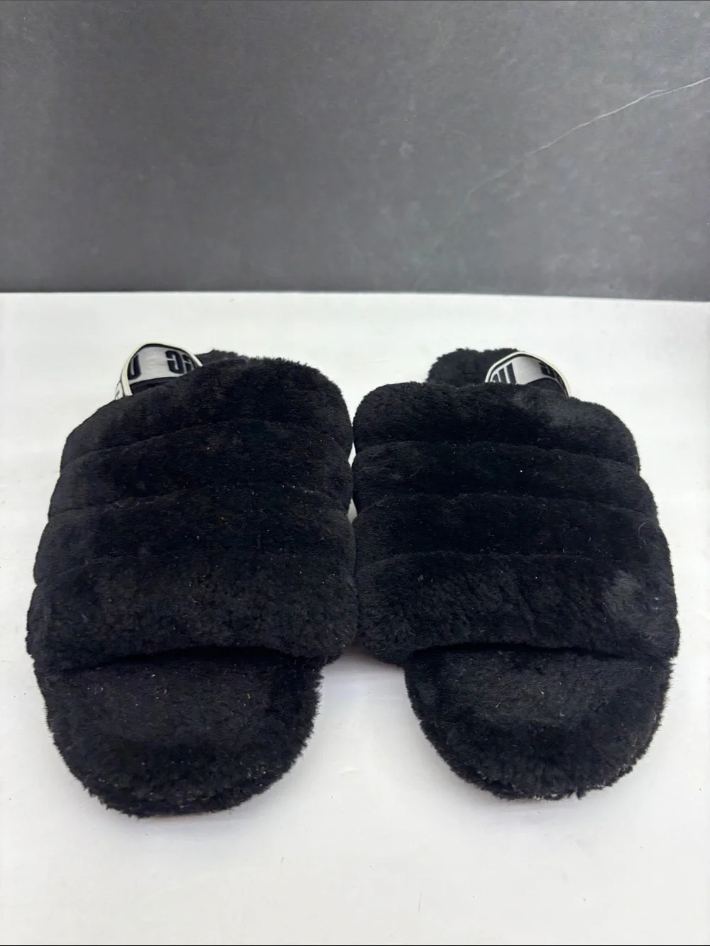 UGG Kids Black Fuzzy Slide Slippers, sz 5 big girl, box 63